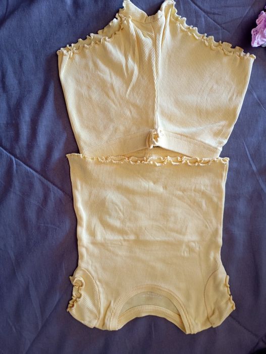 Vestidos  e conjunto tudo 12 euros