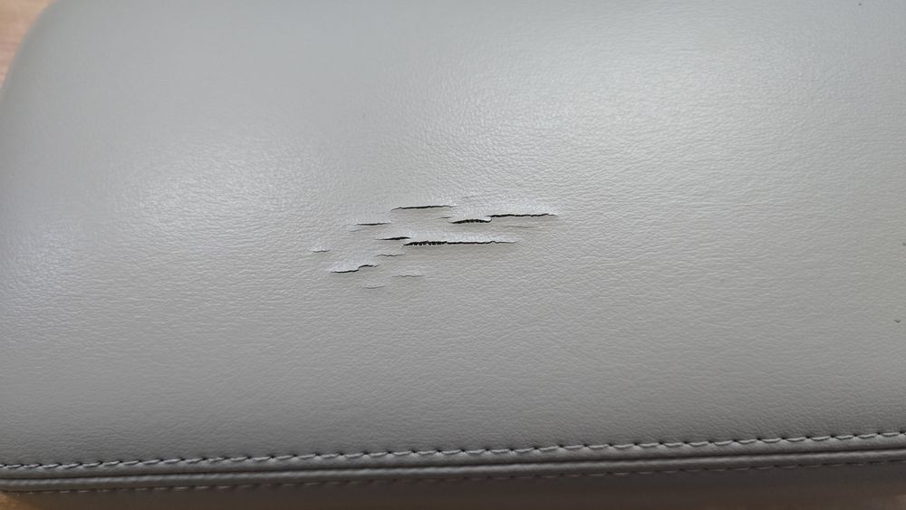 Подлокотник/водительское сидение Chevrolet Volt 1