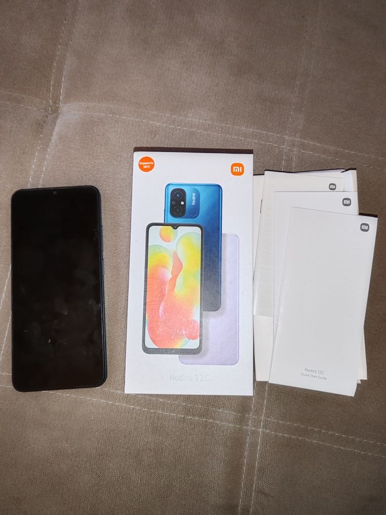 XIAOMI Redmi 12C (6,71'' - 3 GB - 64 GB