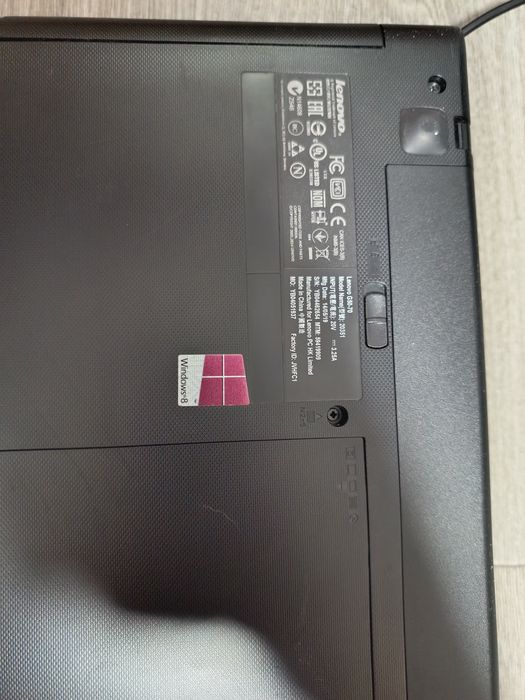 Lenovo G50-70, модельний номер 20351.