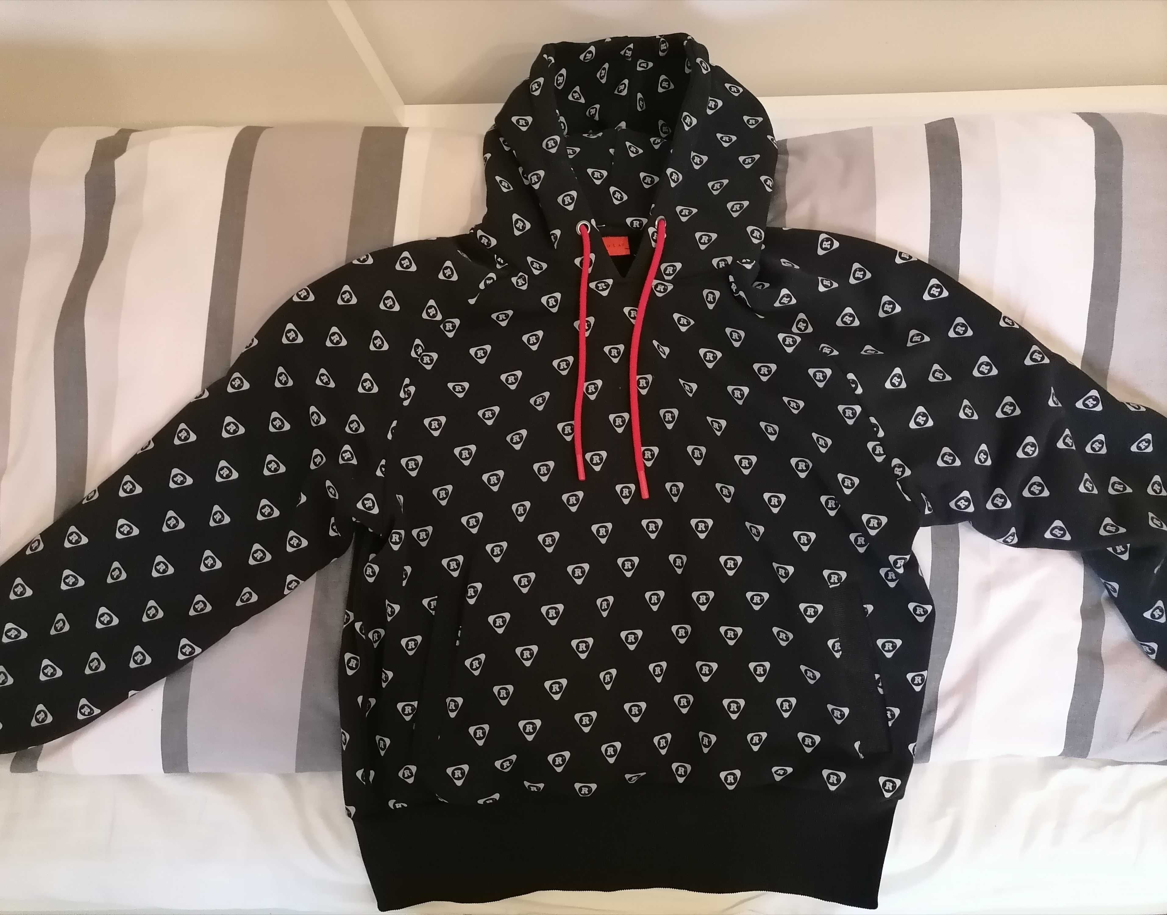 NOWA Bawełniana bluza VISTULA RED "R" rozmiar M
