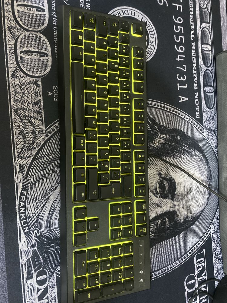 teclado rato e tapete