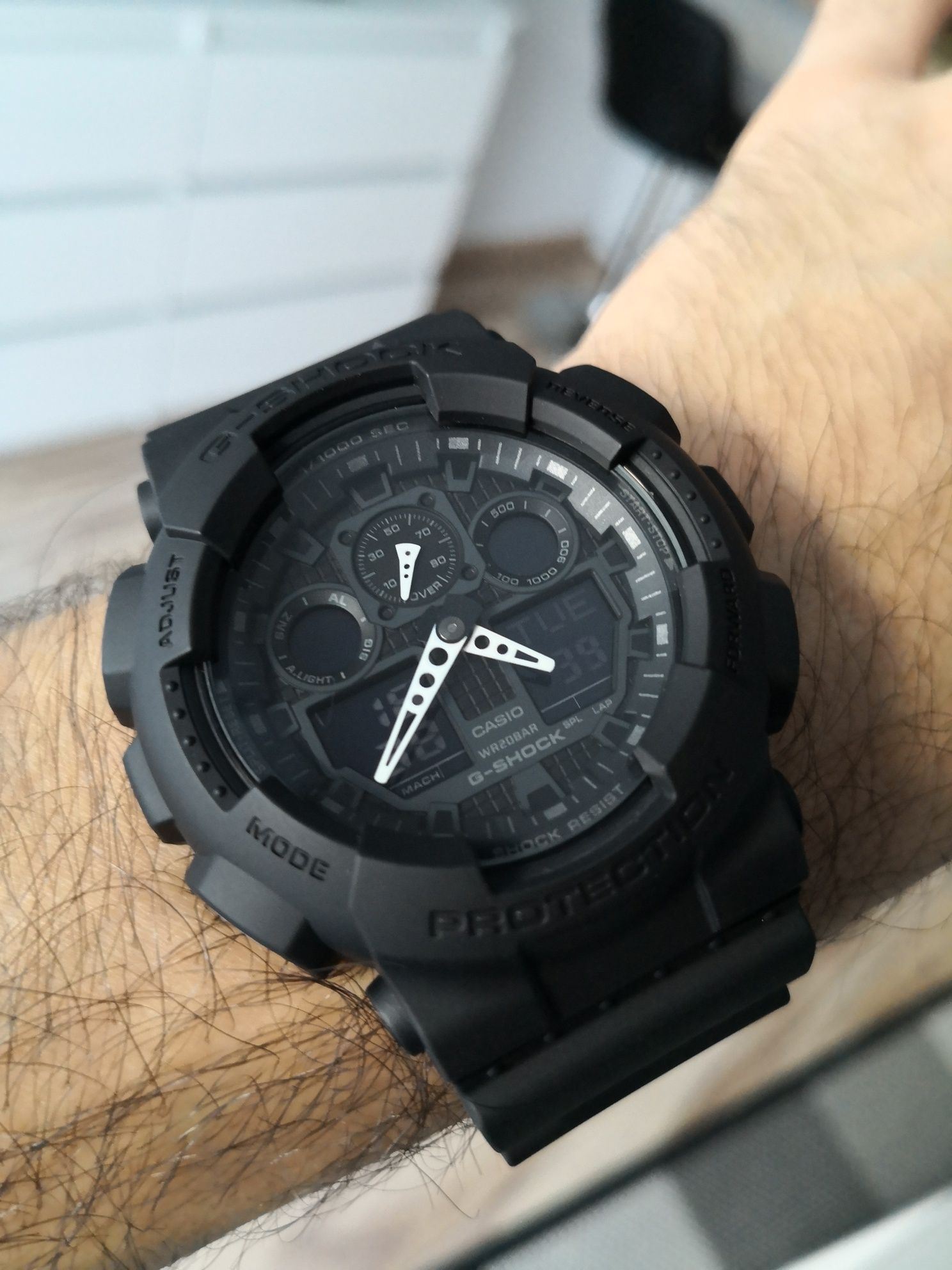 Zegarek Casio G-SHOCK (GA-100-1A1ER)