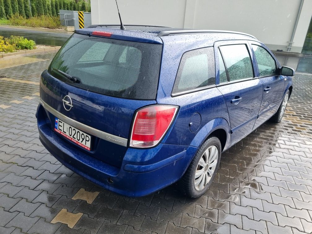 Opel Astra III Kombi 1.6 Benz. Klima Ważne opłaty Polecam!