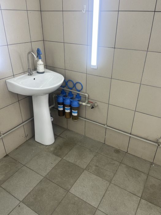 Сдам в оренду бокс 45 кв.м