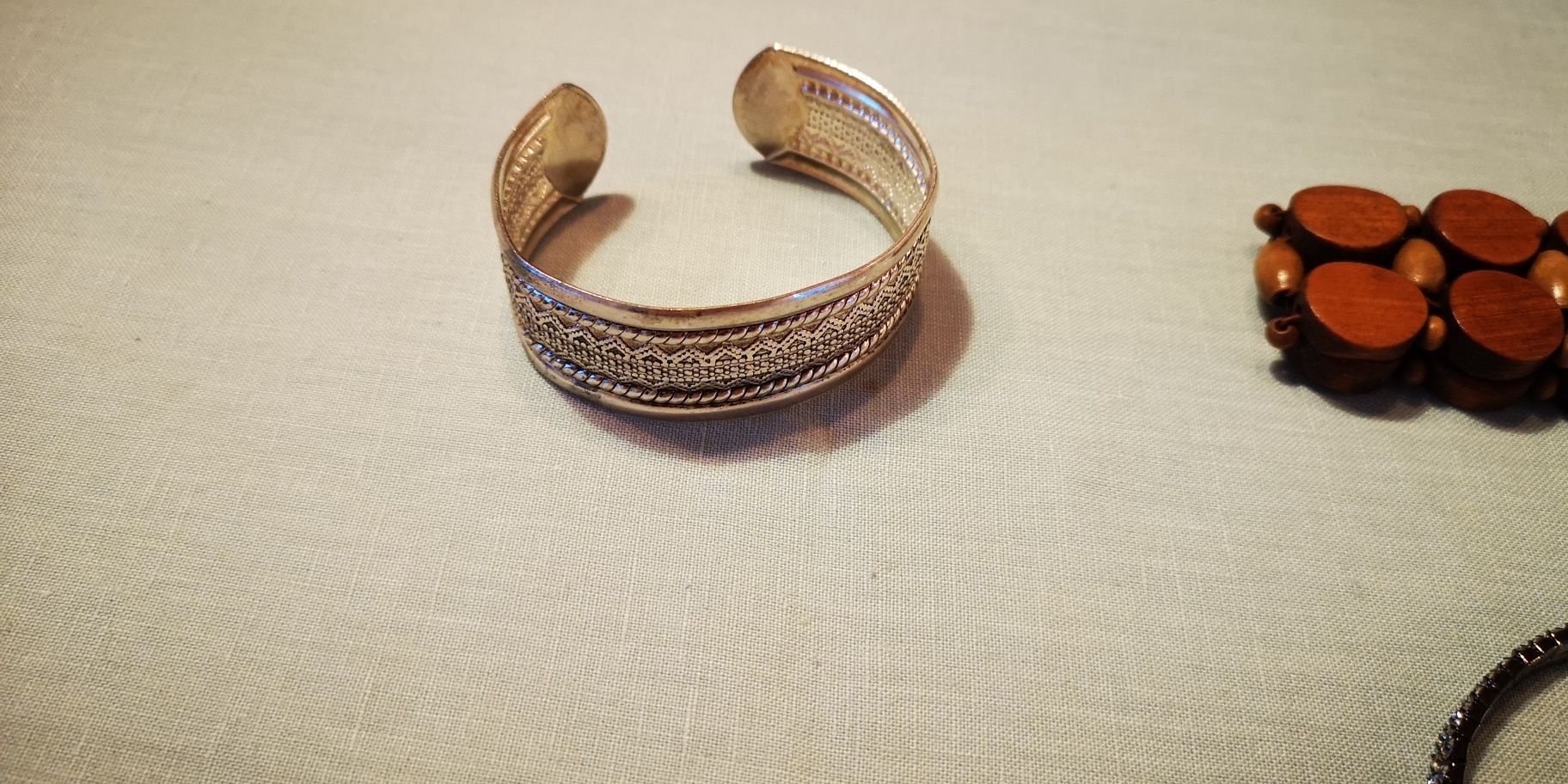 Vendo pulseiras várias