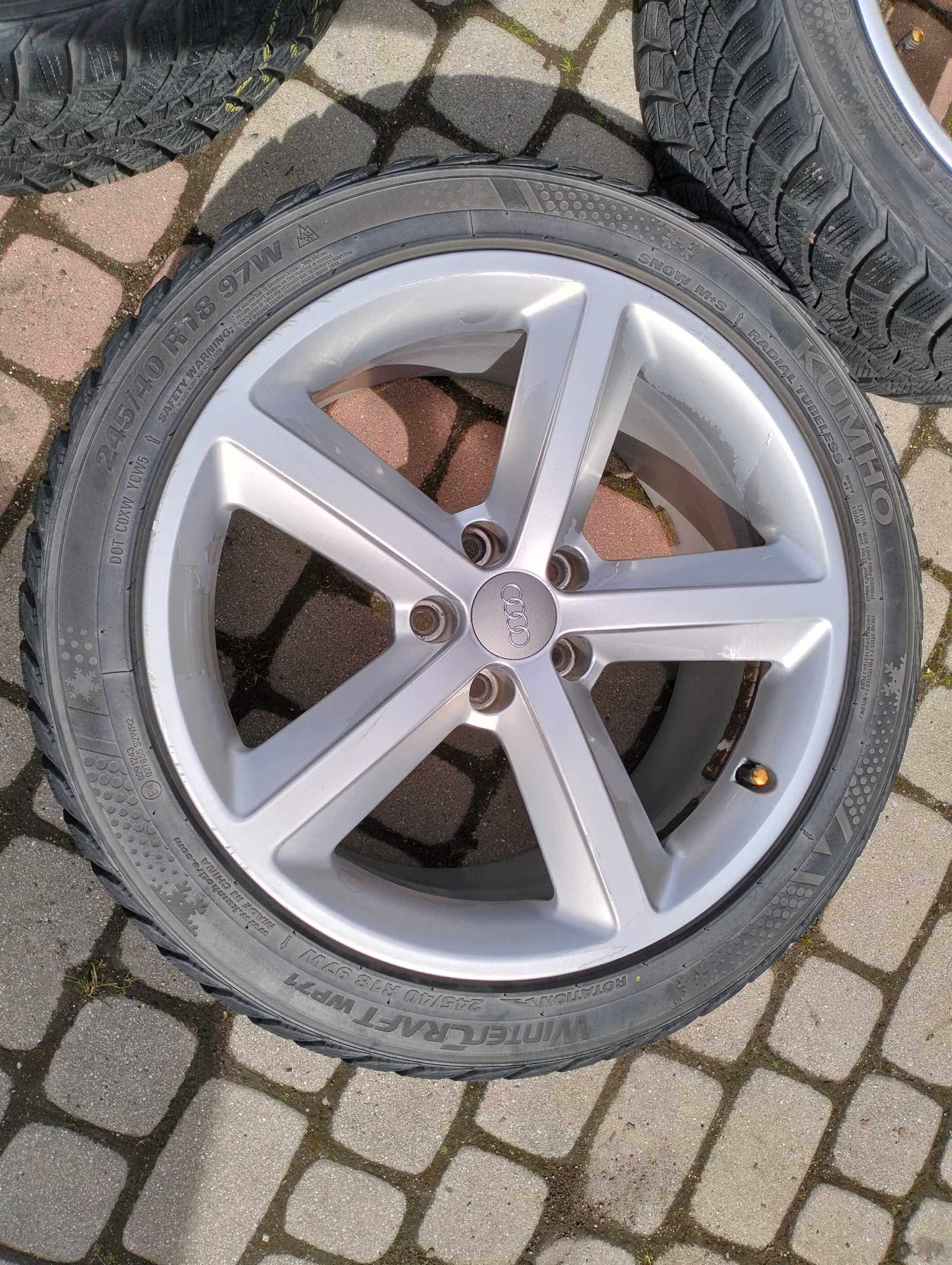 Alufelgi wraz oponami zimowymi 245/40/18R 97W Audi + Kumho