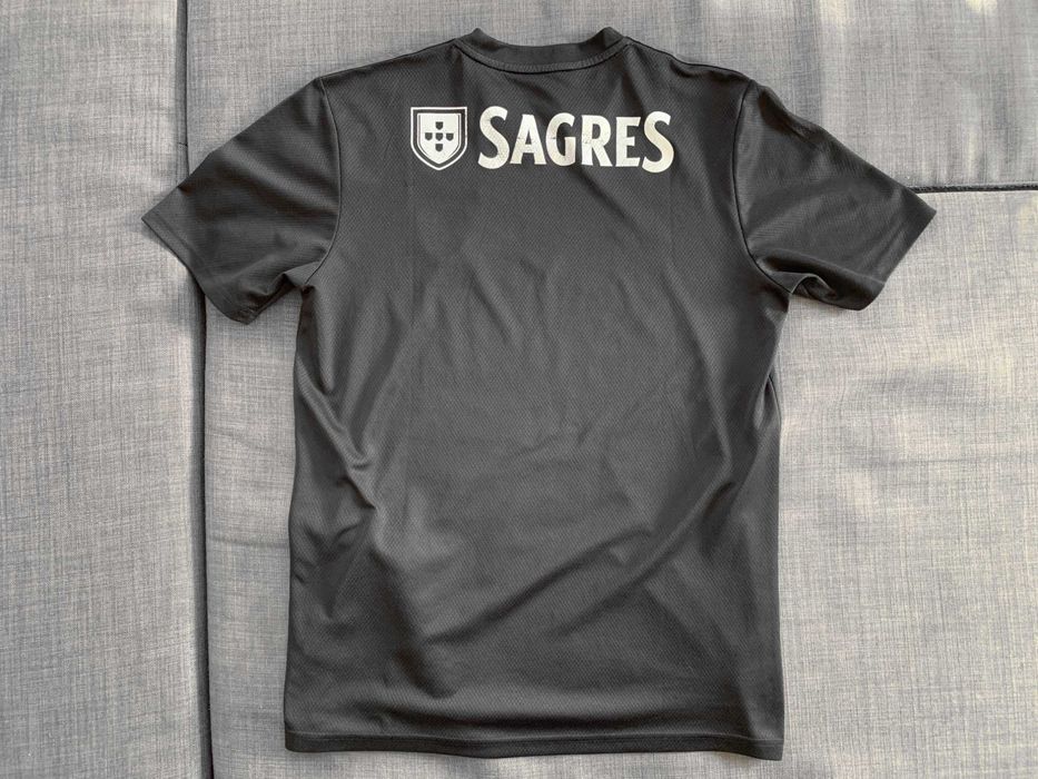 Camisola alternativa preta e prateada Benfica época 2020, 2021