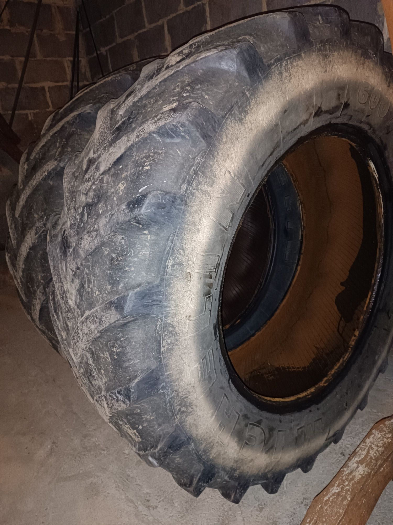 Sprzedam Opony 600/65r38 Michelin