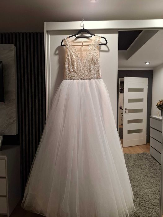 Sprzedam Suknie ślubną