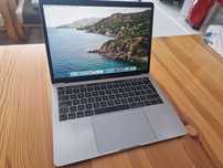 MacBook Pro 13 4 TB - Touch Bar  - 16GB Ram - 256 GB SSD