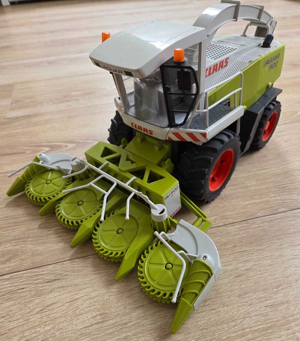 Kombajn Claas Jaguar 900 Bruder