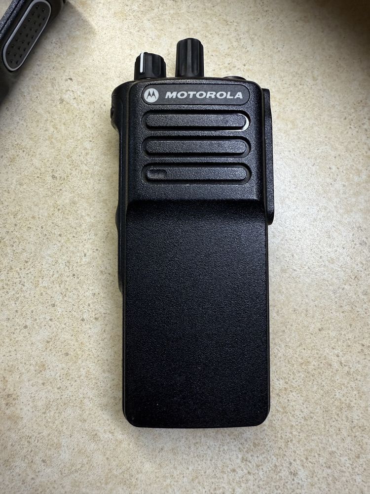 Моторола dp4400e