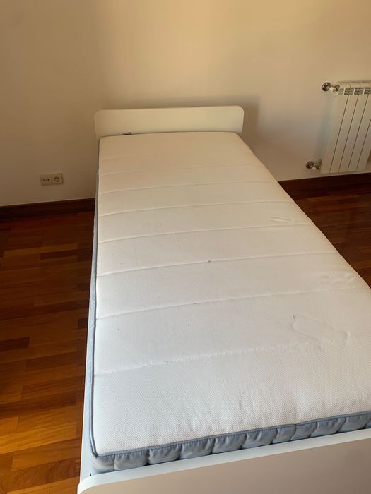 Cama solteiro completa IKEA