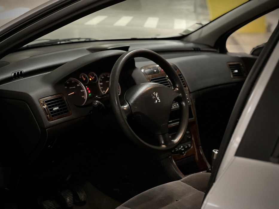 Peugeot 307 break C/nova - 05