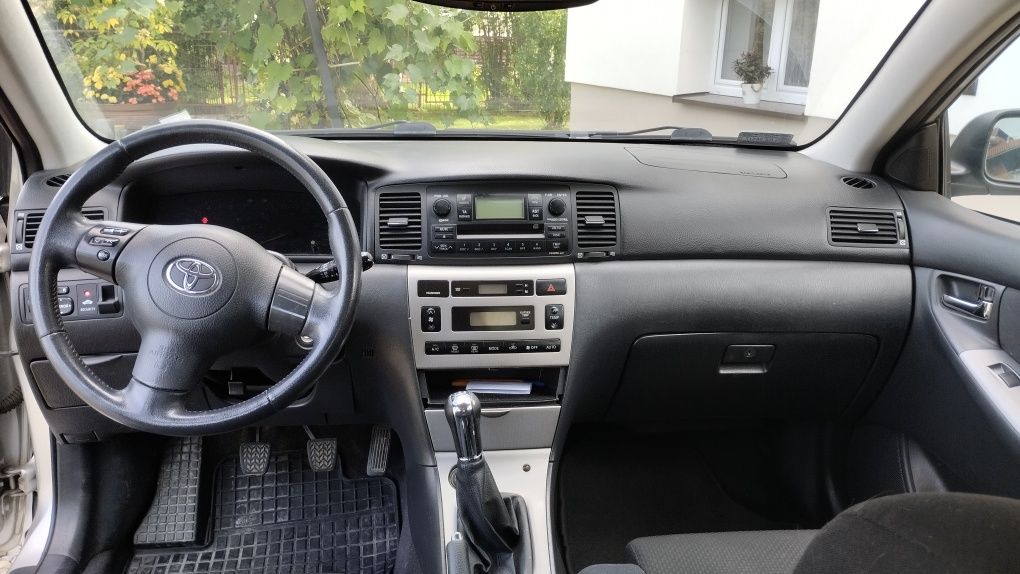 Toyota Corolla e12 1.6 110km