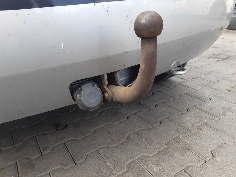 Skoda Praktik Lampy zderzak maska błotniki klapa drzwi hak