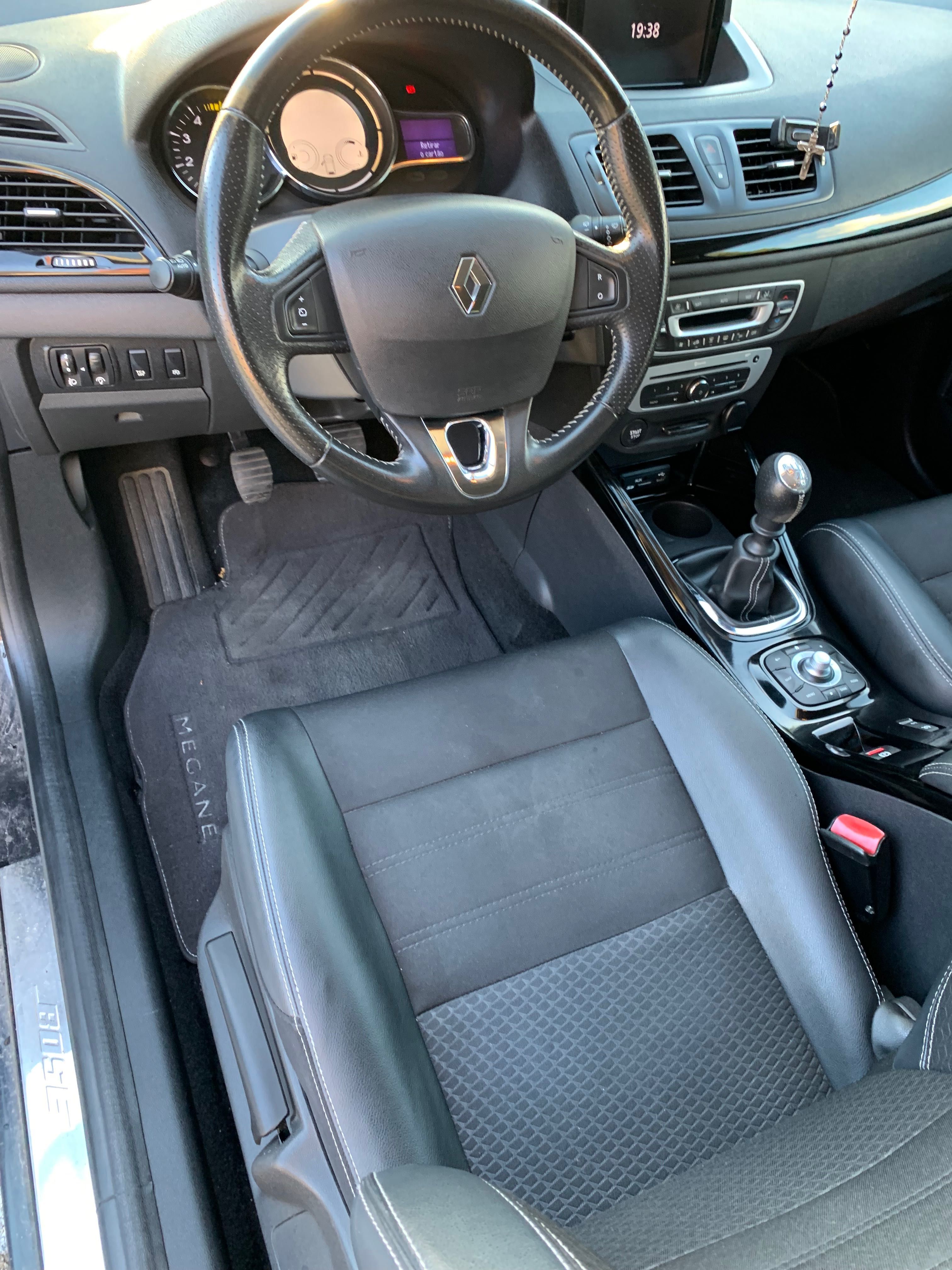 Renault megane coupe Bose