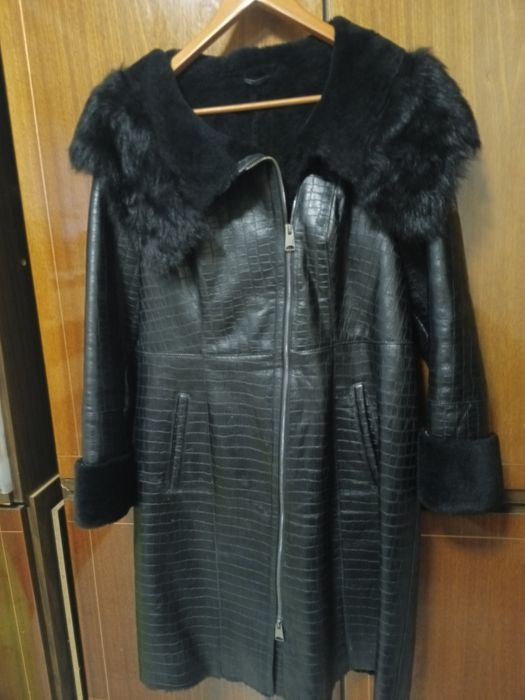 Дублёнка натуральная. Кожа, овчина.