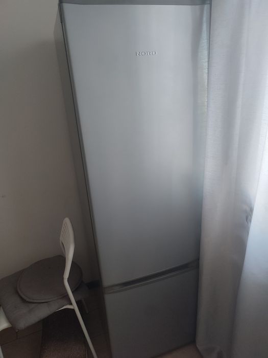 Продам холодос не дорого