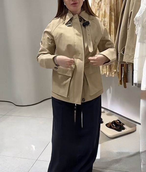 Нова куртка парка Zara