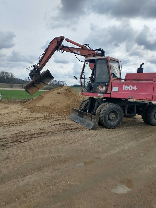 Usługi koparkami, kopania, równania, wywóz gliny , ziemi, korzeni