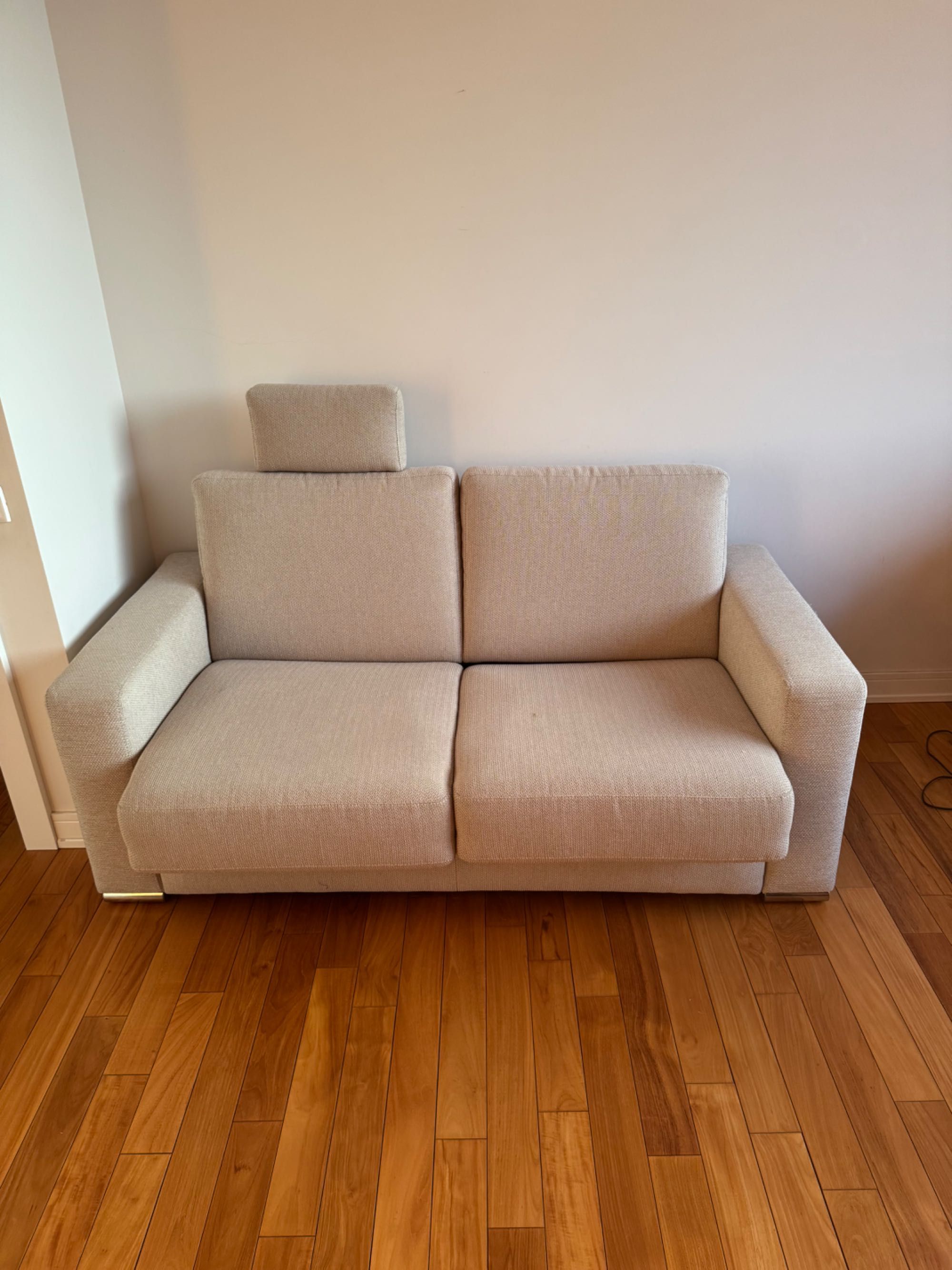 Sofa dwuosobowa 120 cm