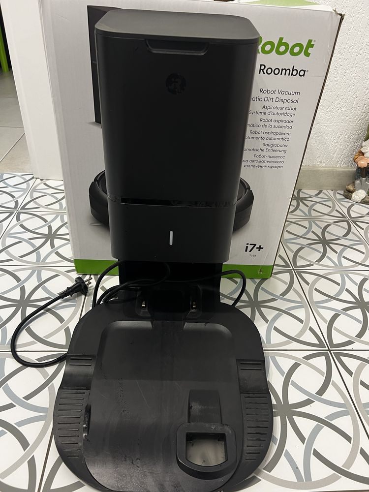 iRobot Roomba i7+ Робот-пилосос для сухого прибирання