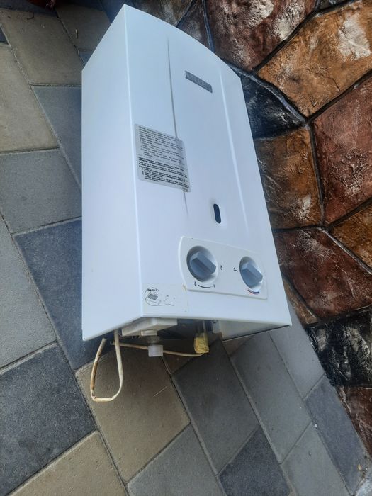 Продам колонку газову, димохідну Bosch W10 KB23 S5795 10