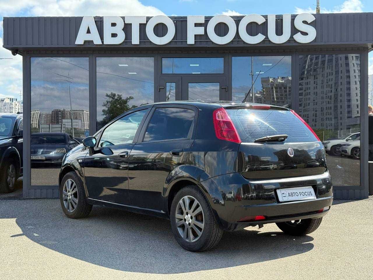 Fiat Grande Punto 2008 1.4 Бензин АКПП Обмін / Лізинг