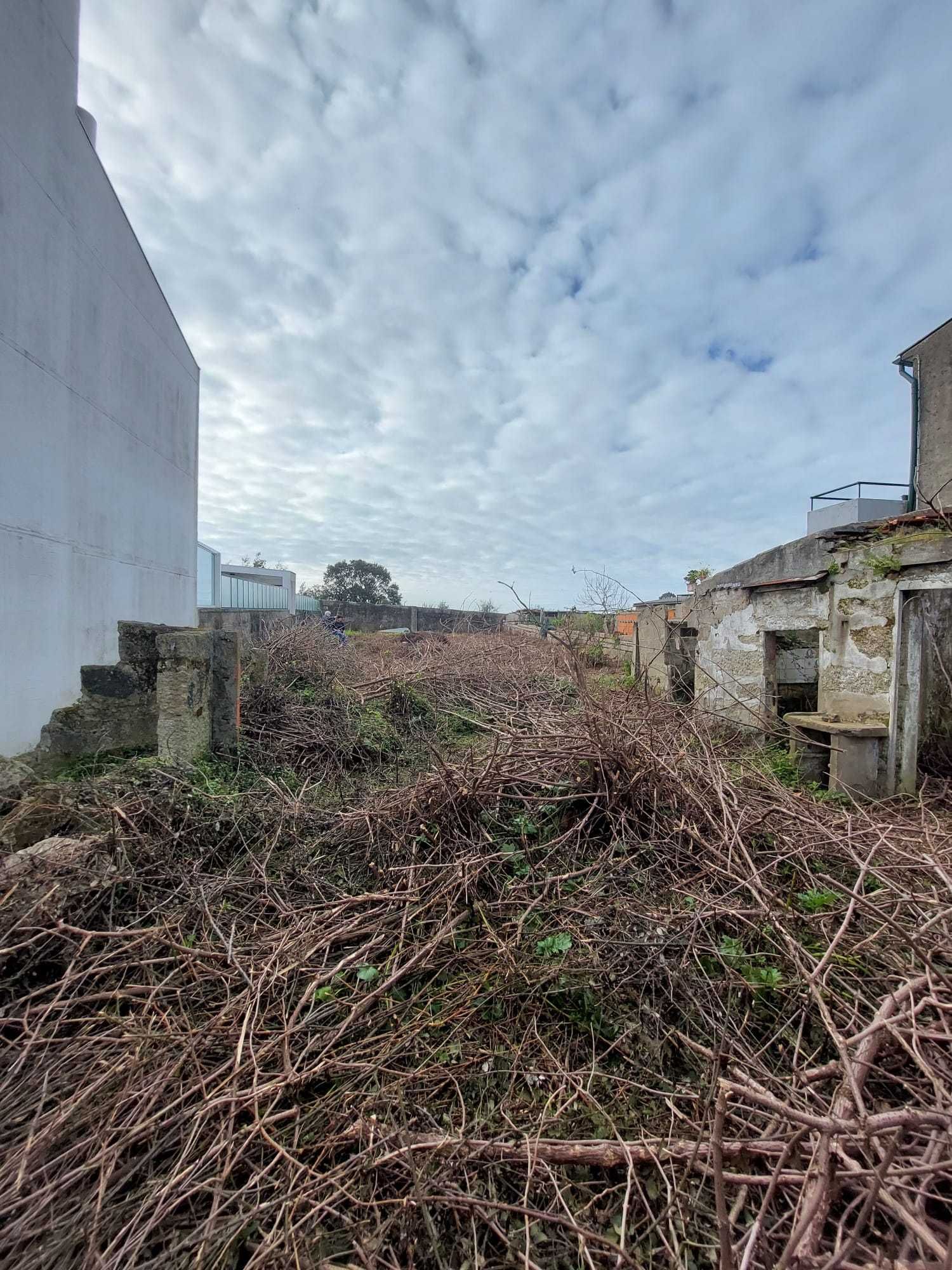 Terreno em Leça do Balio (Catassol)