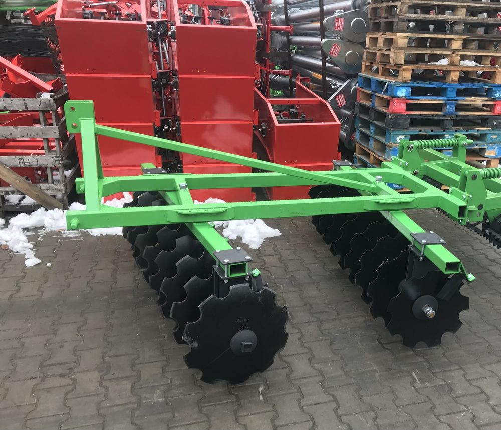 Дискова борона навісна Bomet, навесная дисковая борона
