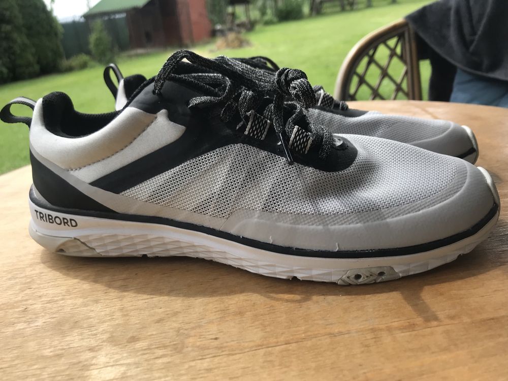 Buty żeglarskie Tribord Race rozm 39 nieużywane