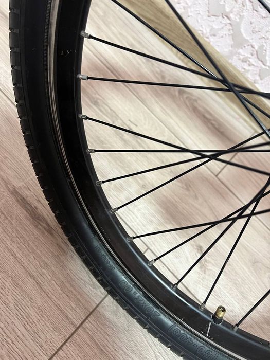Продамо майже новий дитячий велосипед, колеса 20 дюймів, в ідеальному