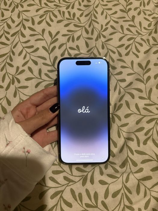 Iphone 14 pro, praticamente novo