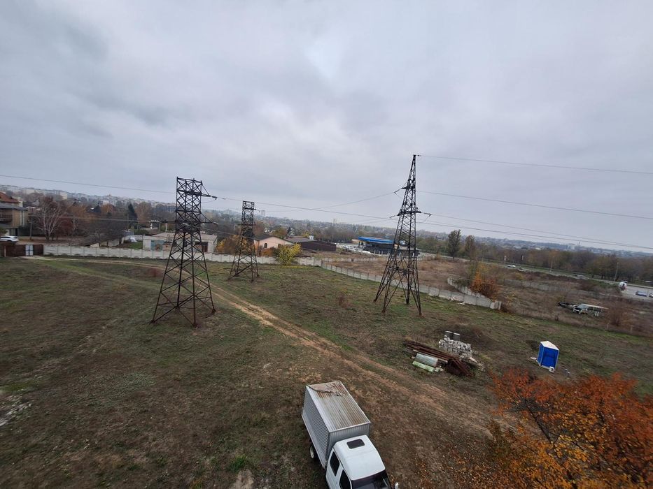 Оренда окремо розташованої будівлі у Дніпровському районі