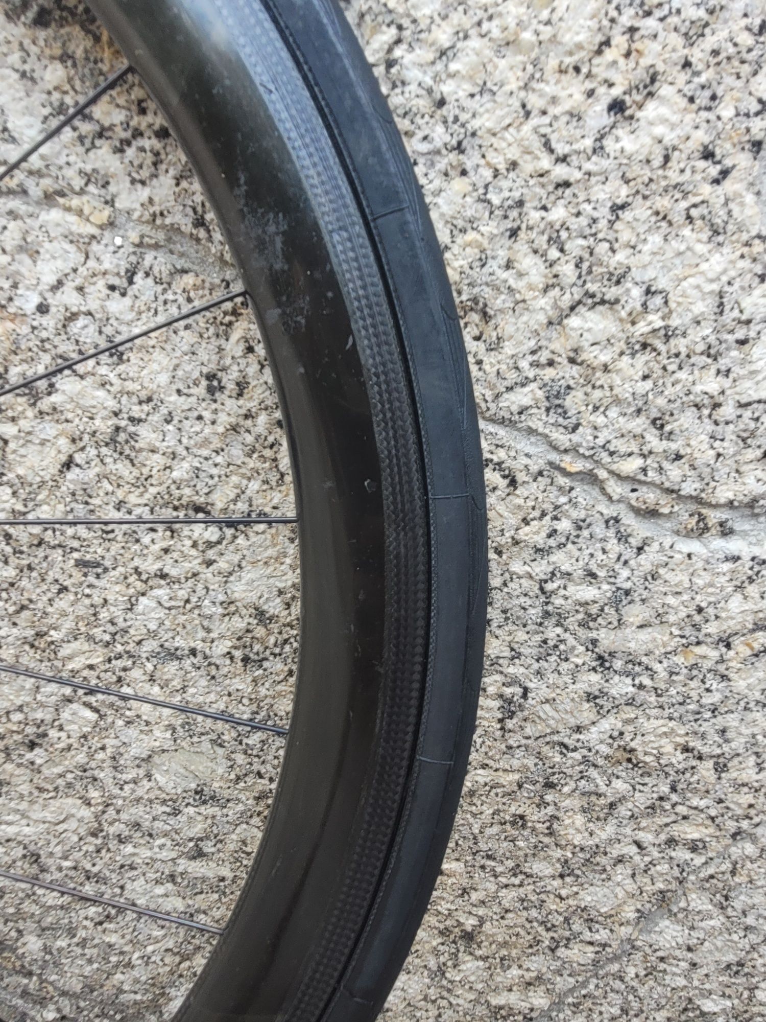 Roda Traseira Roval Rapide CL