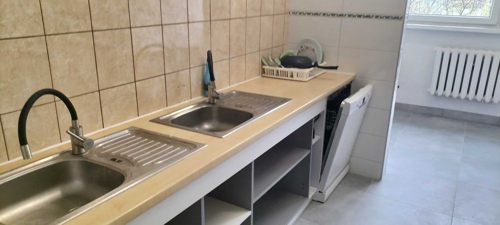 Kwatery pracownicze Nowy hostel za FSO pok. 2,3,4 os./skrzydło damskie
