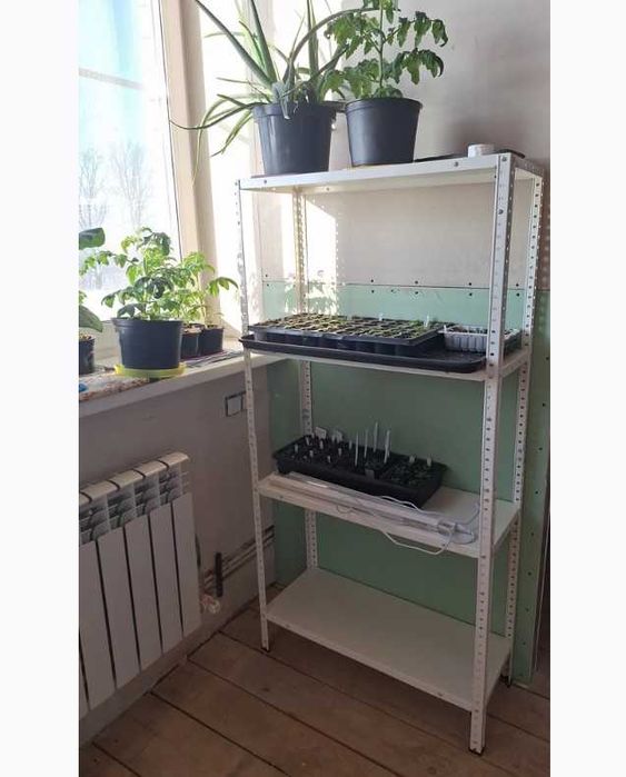 Стелаж на 4 полки з металу для кімнати, комори, кухні Єтажерка метал