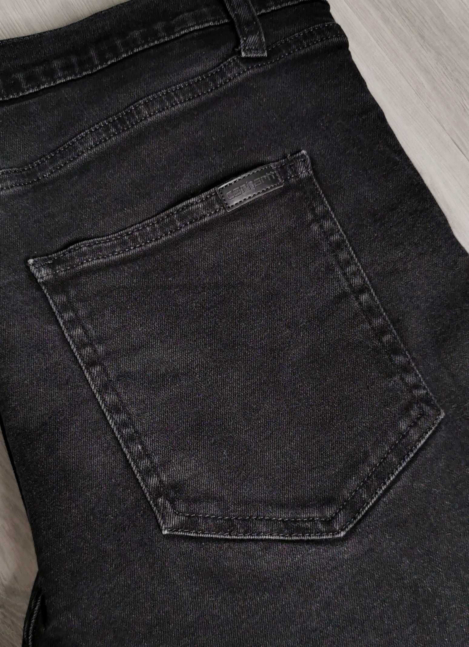 Spodnie jeansy Carhartt rozmiar 34/32 L/XL black czarne