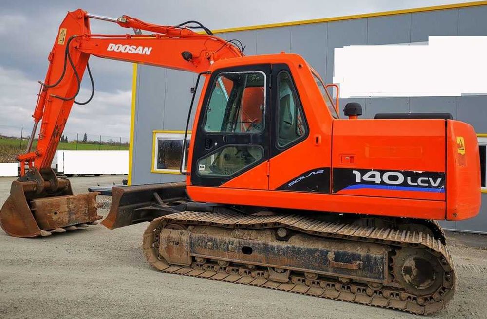 Оренда повноповоротного екскаватора  DOOSAN 140