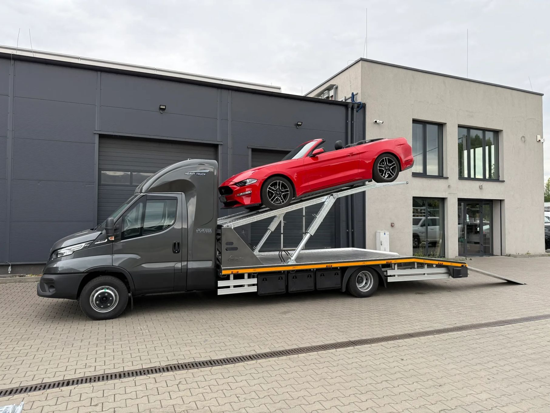 Iveco Daily  70C21 Laweta na dwa auta, Autotransporter, Sypialnia zakabinowa, VDI