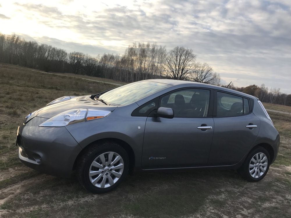 Nissan Leaf 2015 24 kW киів