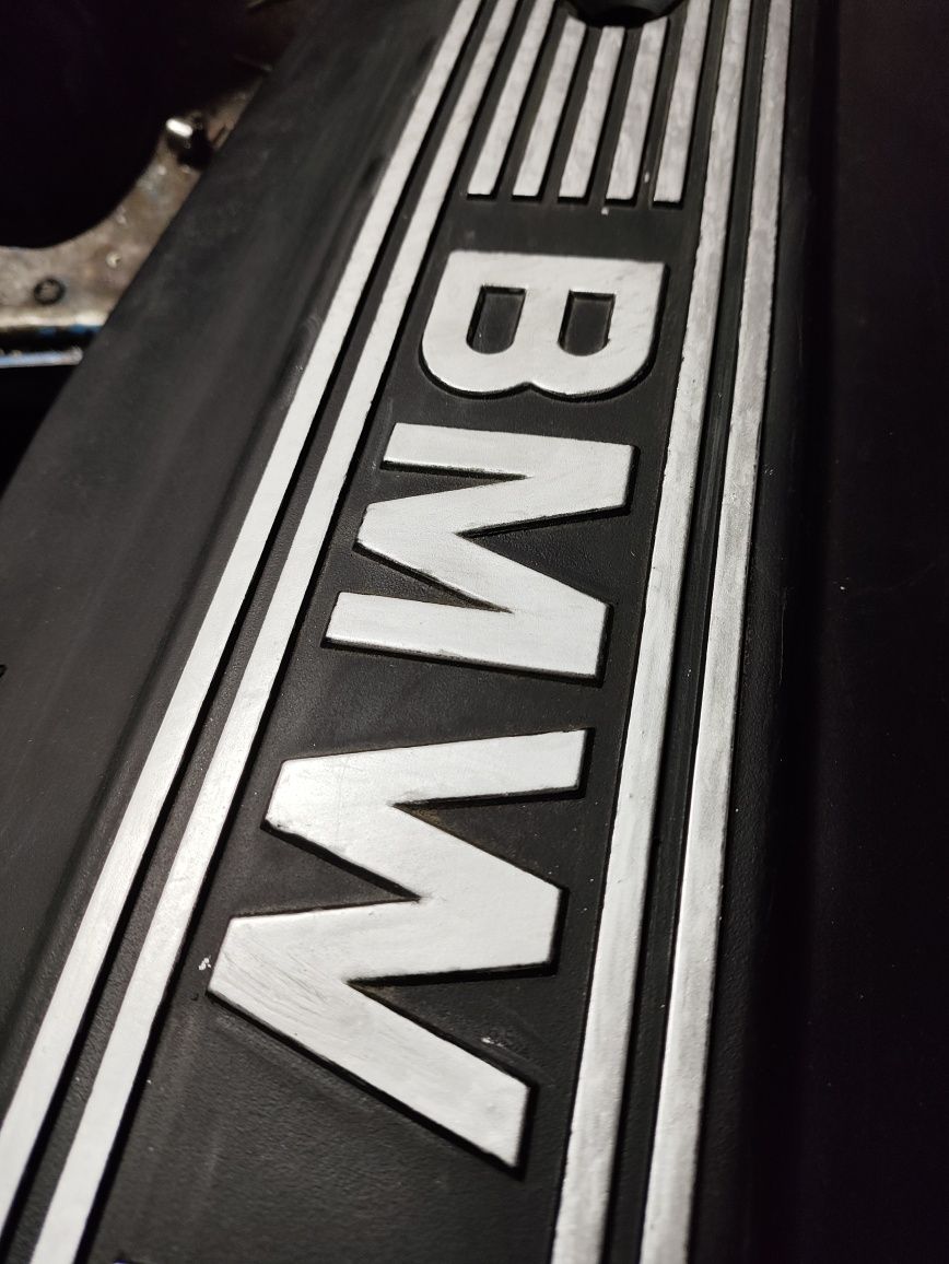 Osłony cewek, pokrywy zaworów BMW E46 r6, osłona listwy wtryskowej
