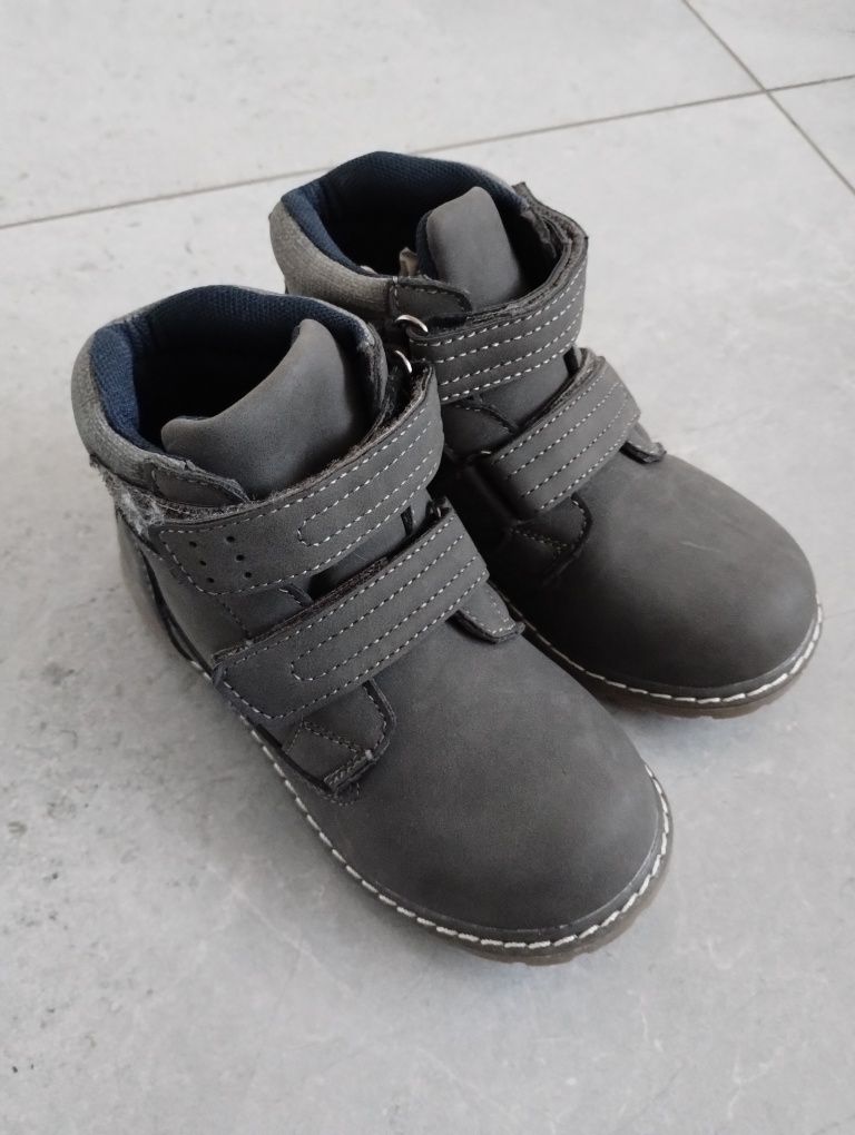 Buty przejściowe chłopięce 28