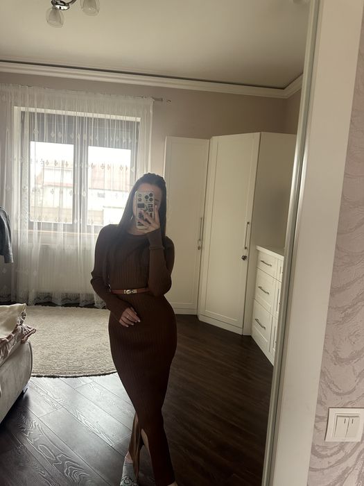 Сукня максі коричнево-гірчичного кольору