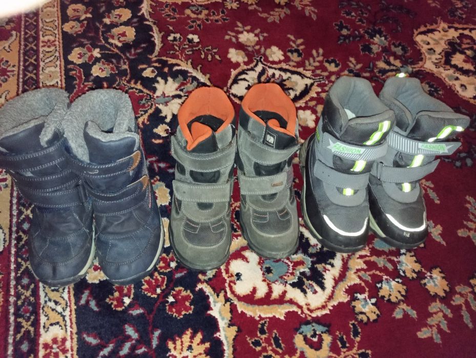 Зимове ,осінне взуття для хлопчика
