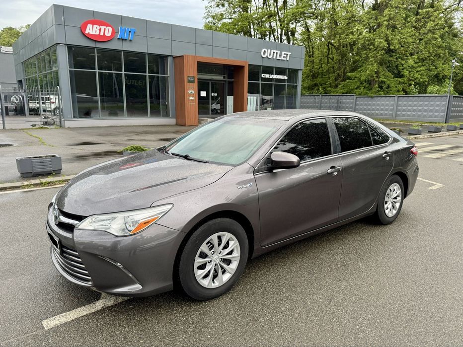 Оренда викуп авто Тойота Камрі гибрид (Toyota Camry Hybrid) Бізнес