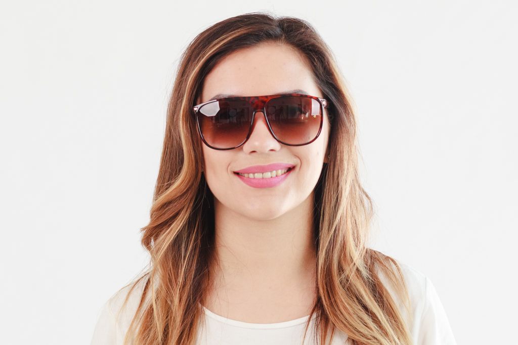 Женские классические солнцезащитные очки r2133c5 100% защита. Акция.