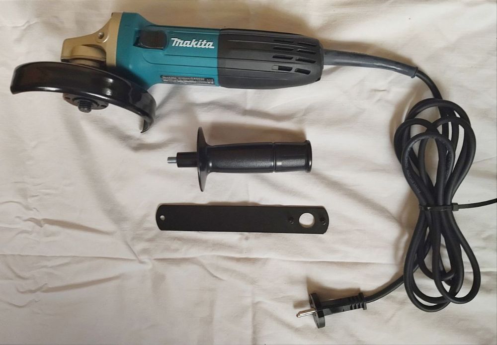 Болгарка Makita GA 5030